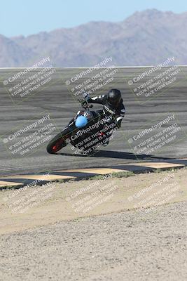 media/Oct-13-2025-Moto Forza (Mon) [[a66d839500]]/4-C Group/Session 2 (Bowl)/